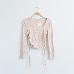 NWT Elodie Womens Ruched Side Tan Scoop Neck Long Sleeve Crop Top Size Medium